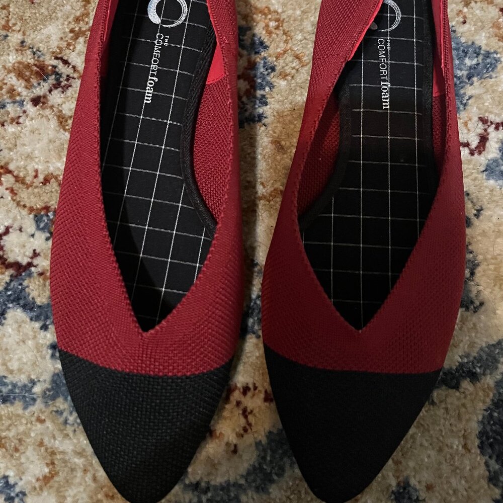 Tru comfort foam sz 7M black & red